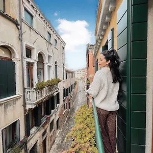 Hinc Domus - Historical Center Italien